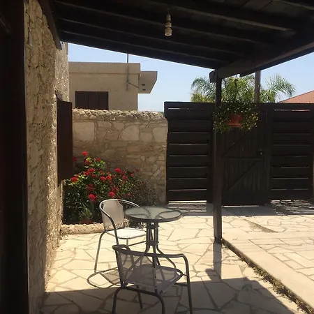 The Stone House 아파트 Pyrgos