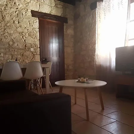 The Stone House Pyrgos