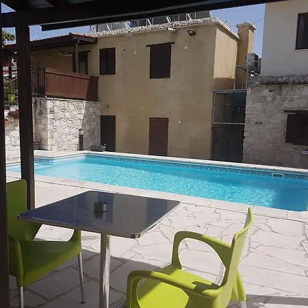 The Stone House Pyrgos