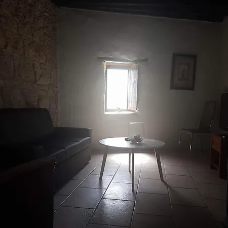 The Stone House 아파트