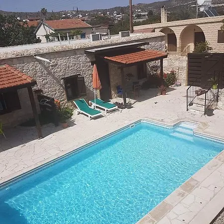 The Stone House 아파트 Pyrgos